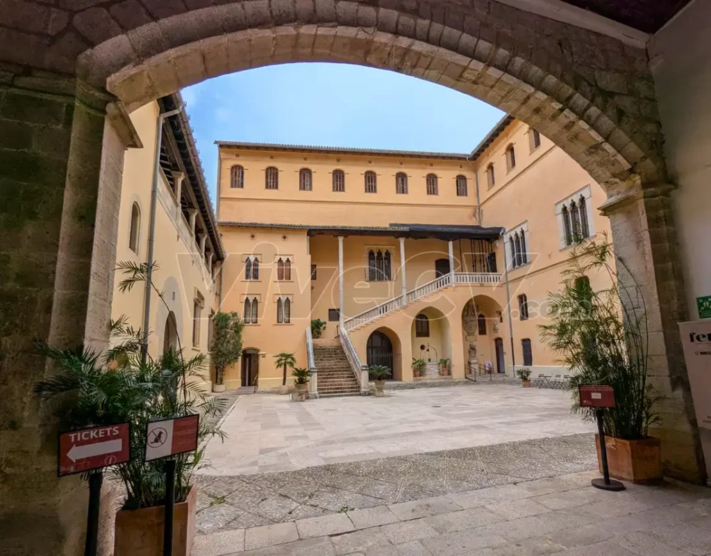 Qué ver en Gandia, Palau Ducal